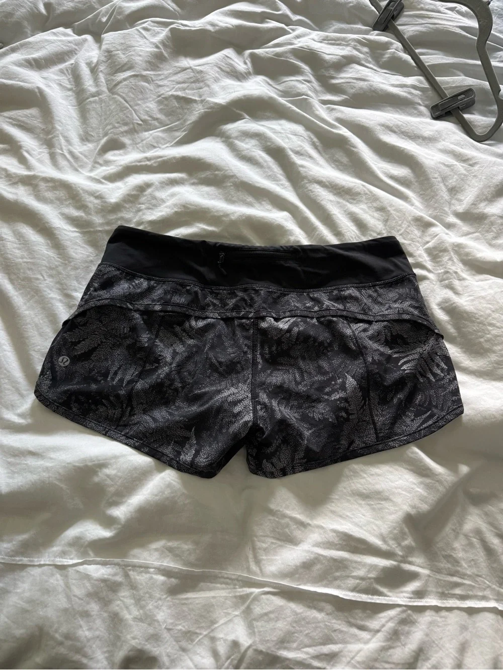 Vintage lululemon speed up shorts